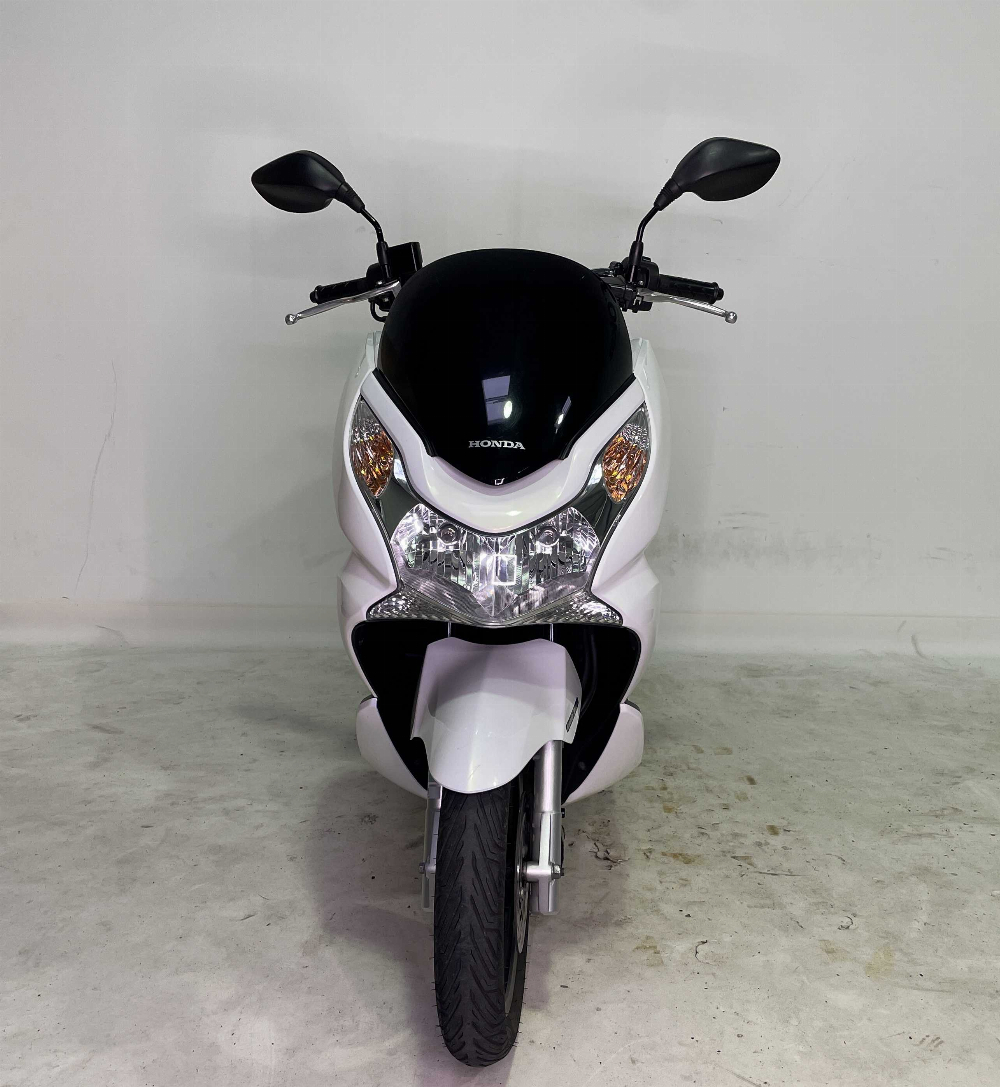 Honda PCX125 2010 vue avant