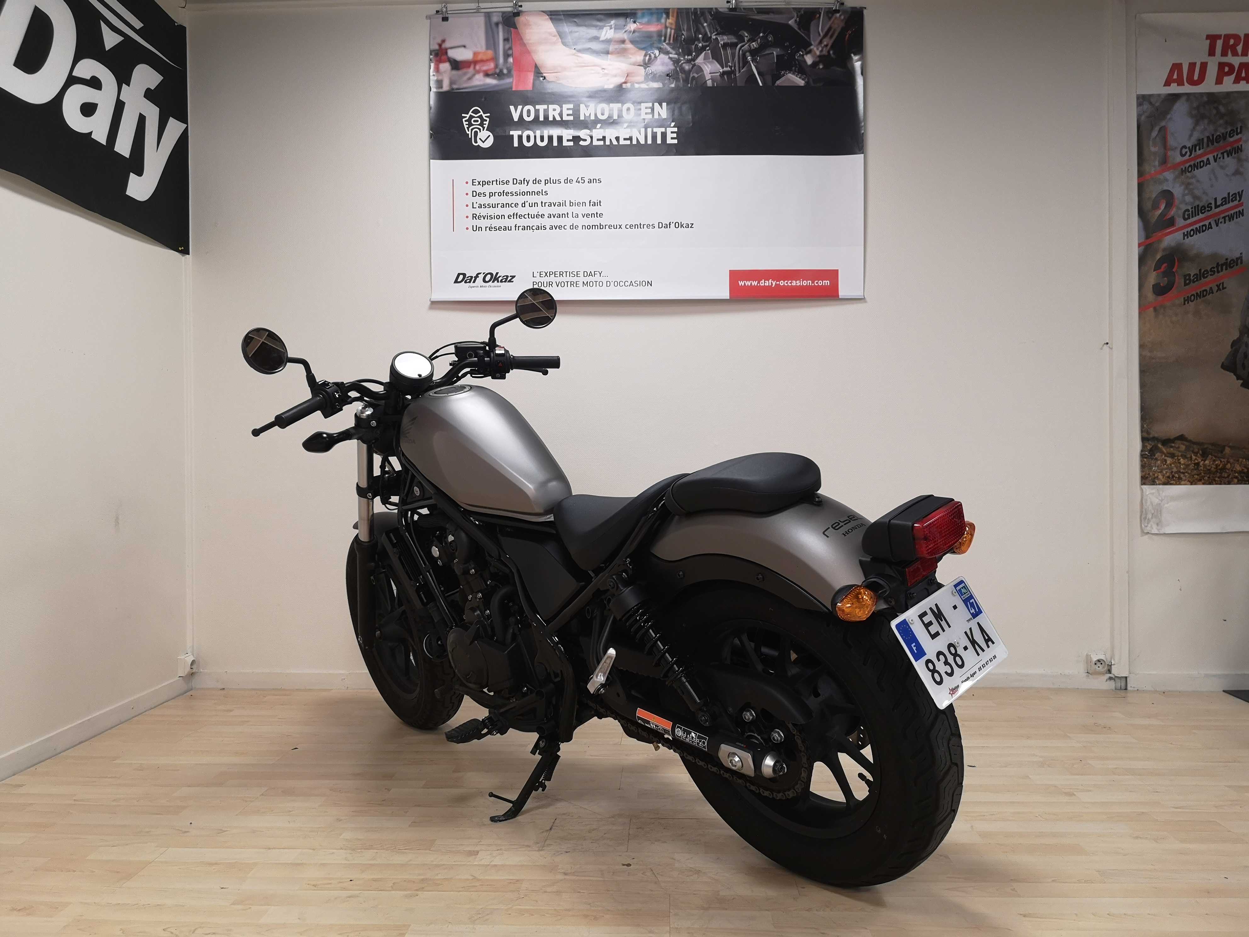 Honda CMX 500 Rebel 2017 HD vue arrière