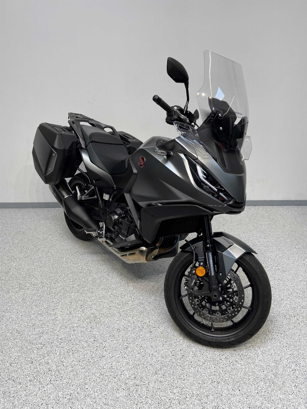 Honda NT 1100 2022 vue 3/4 droite