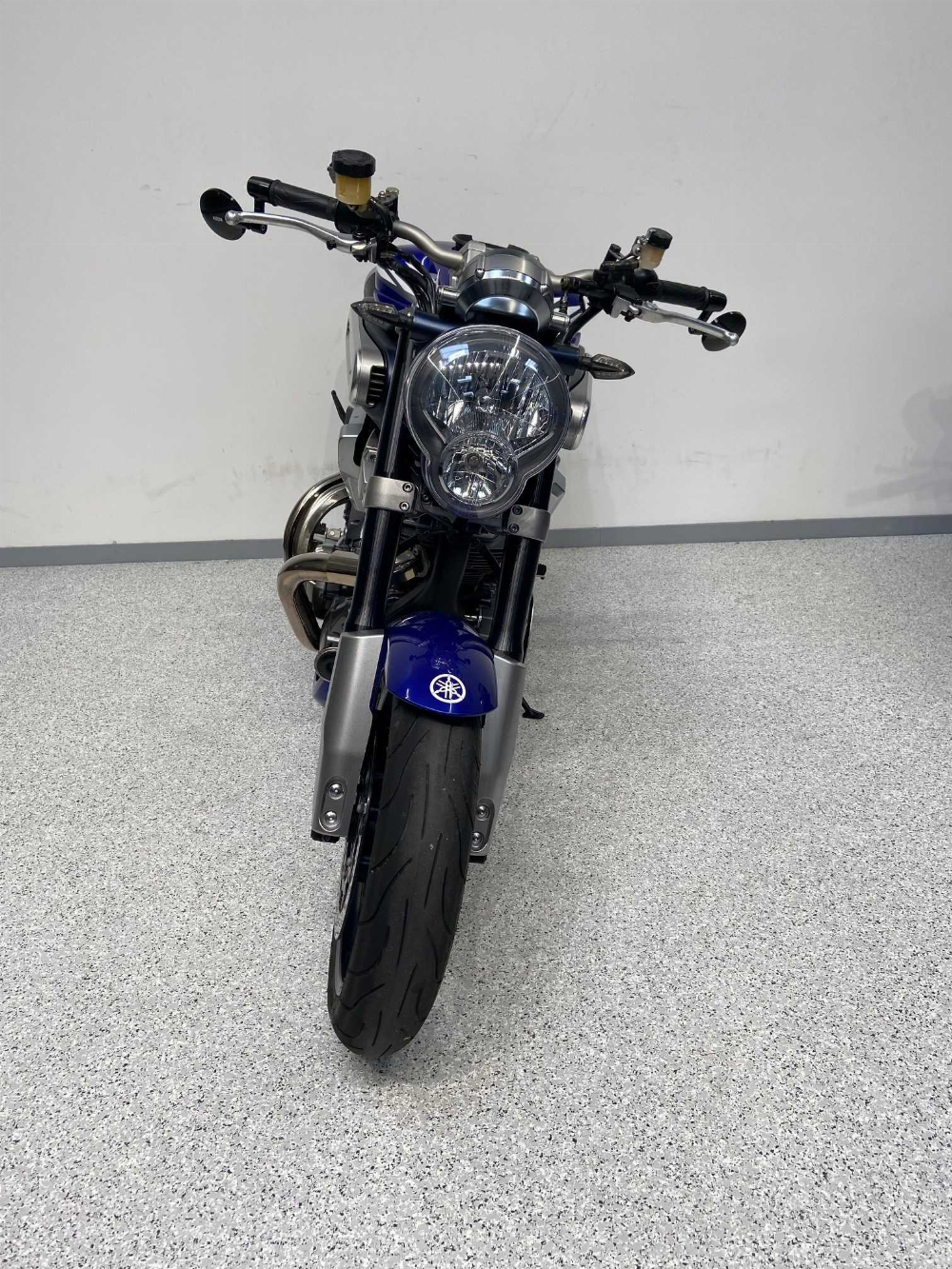 Yamaha MT-01 2006 vue avant