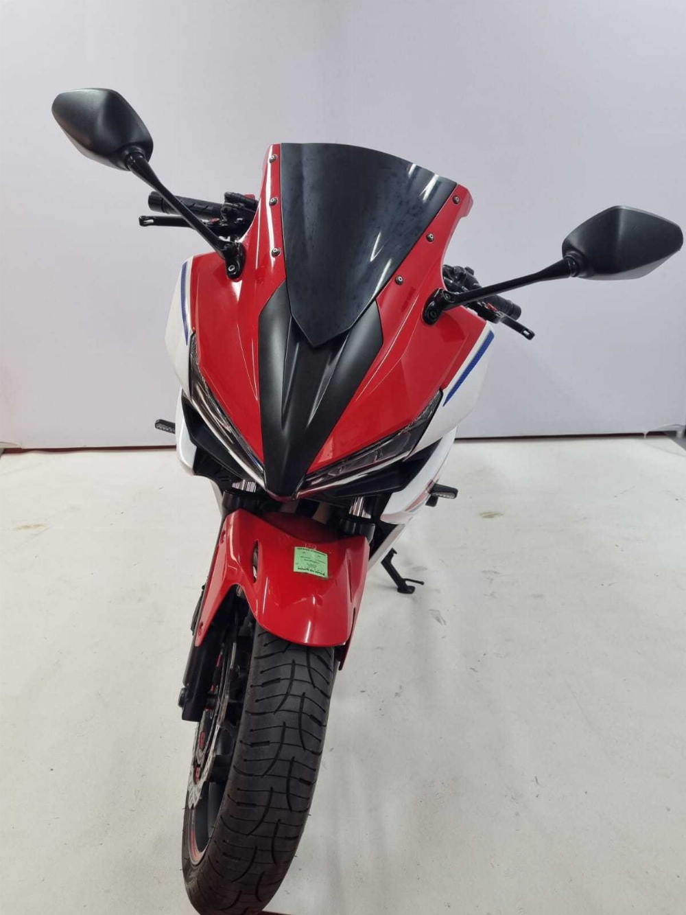 Honda CBR 500 R ABS 2017 vue avant