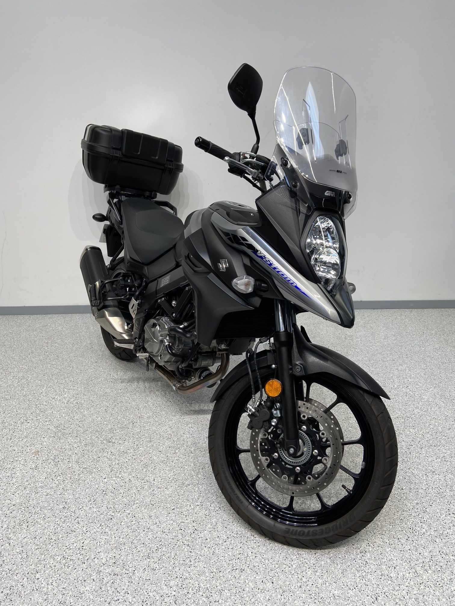 Suzuki DL 650 V-Strom ABS 2021 HD vue 3/4 droite