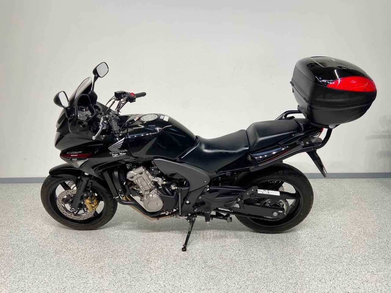 Honda CBF 600 2010 HD vue gauche