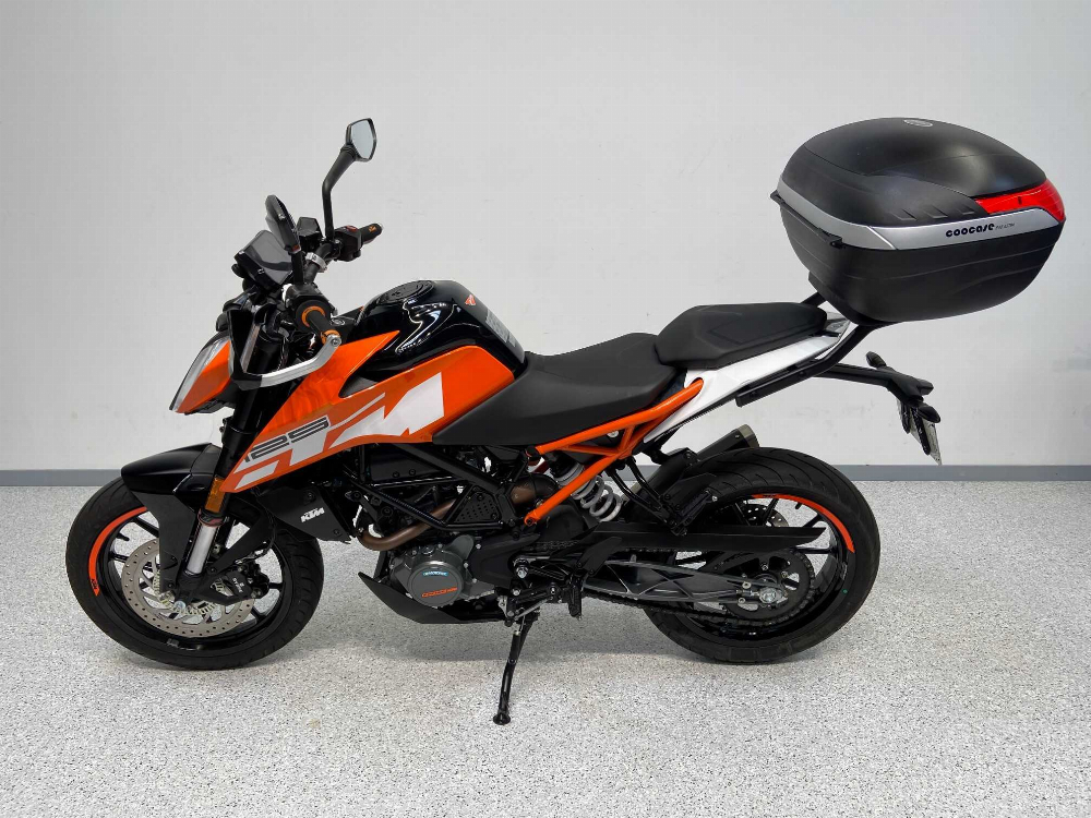 KTM 125 Duke 2020 vue gauche