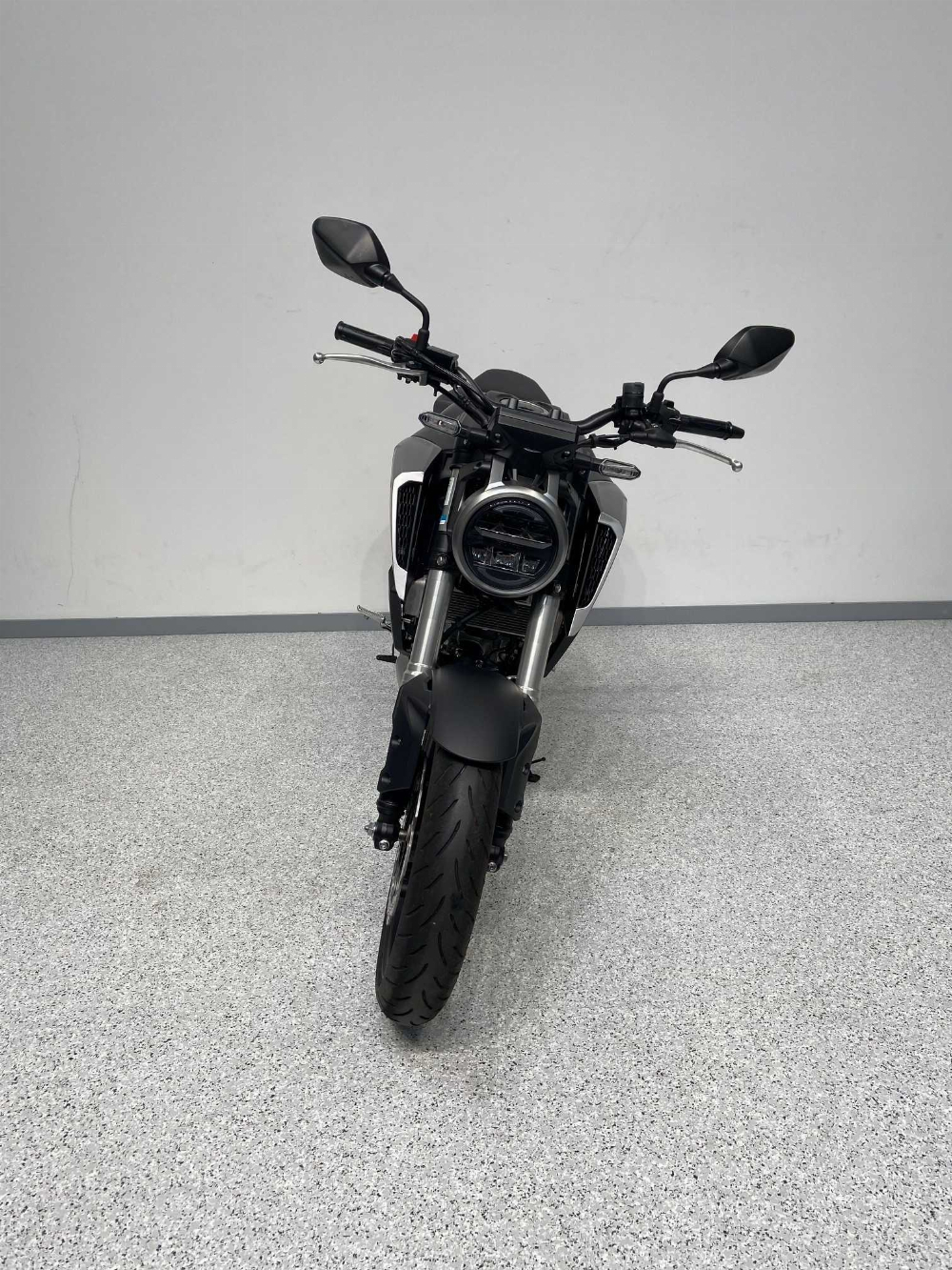 Honda CB 125 R 2020 vue avant