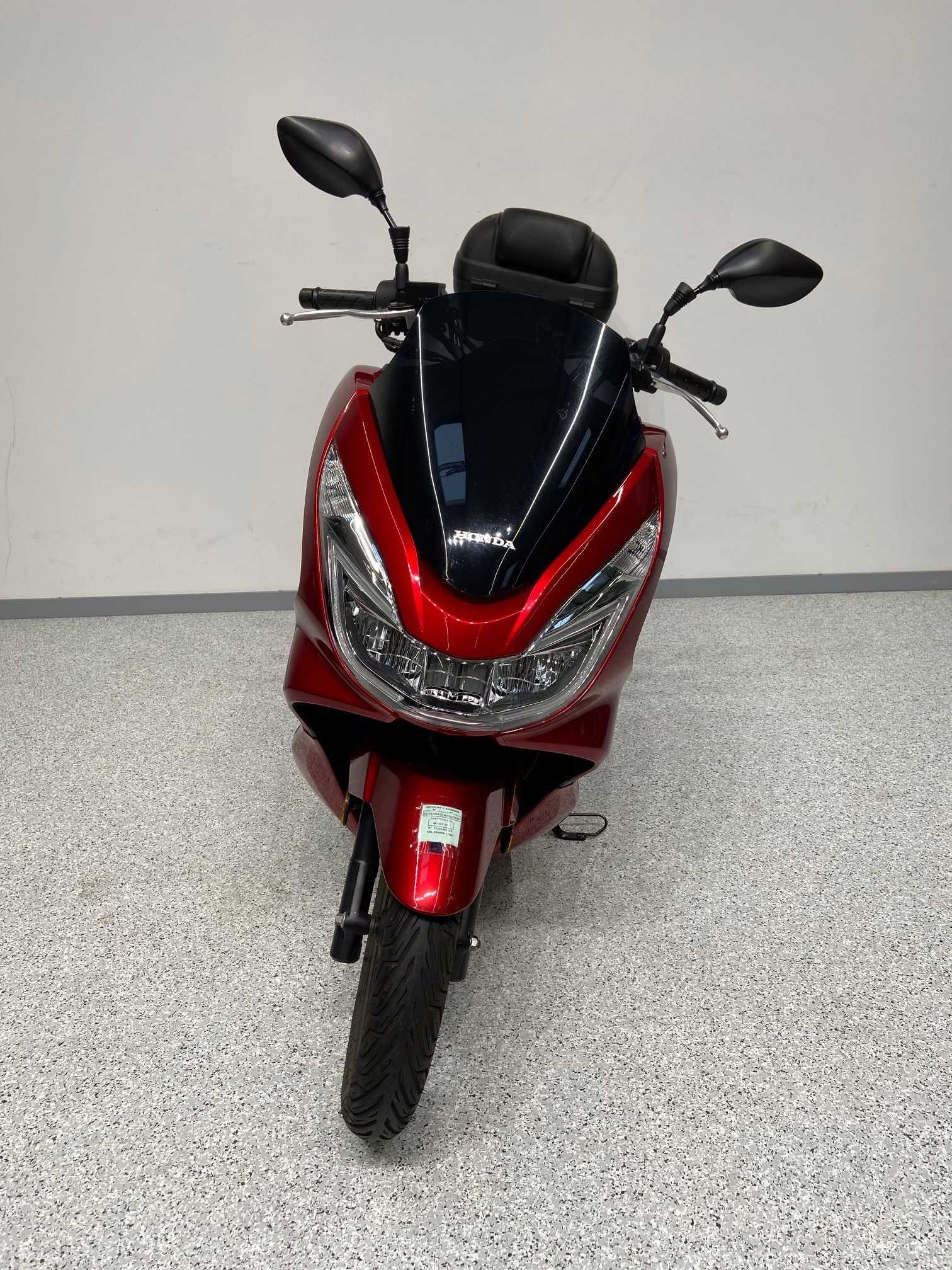 Honda PCX 125 2017 HD vue avant