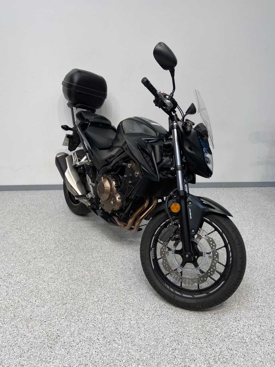 Honda CB 500 F ABS 2017 HD vue 3/4 droite