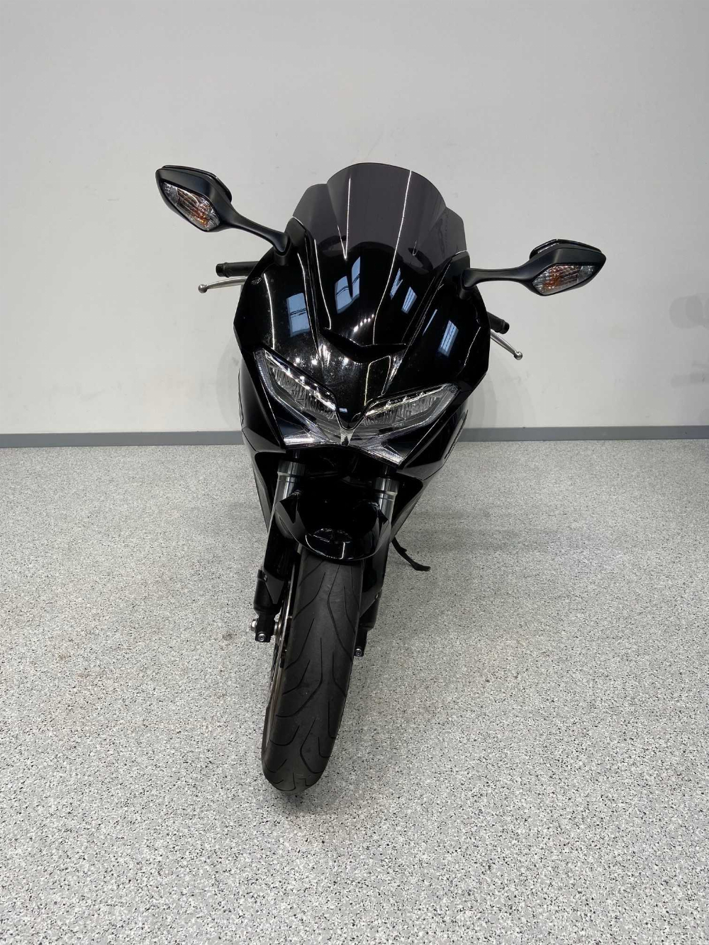 Honda VFR 800 F 2018 vue avant