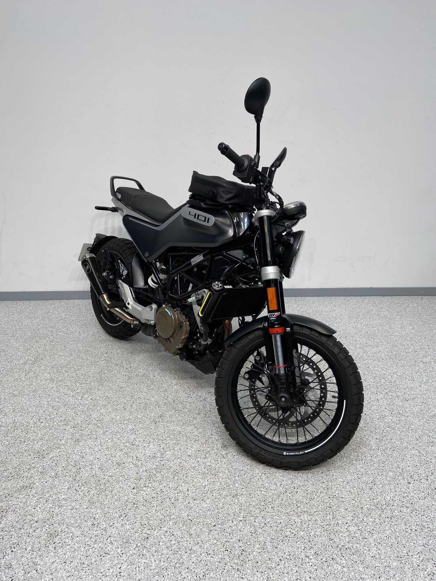 Husqvarna Svartpilen 401 2021 HD vue 3/4 droite