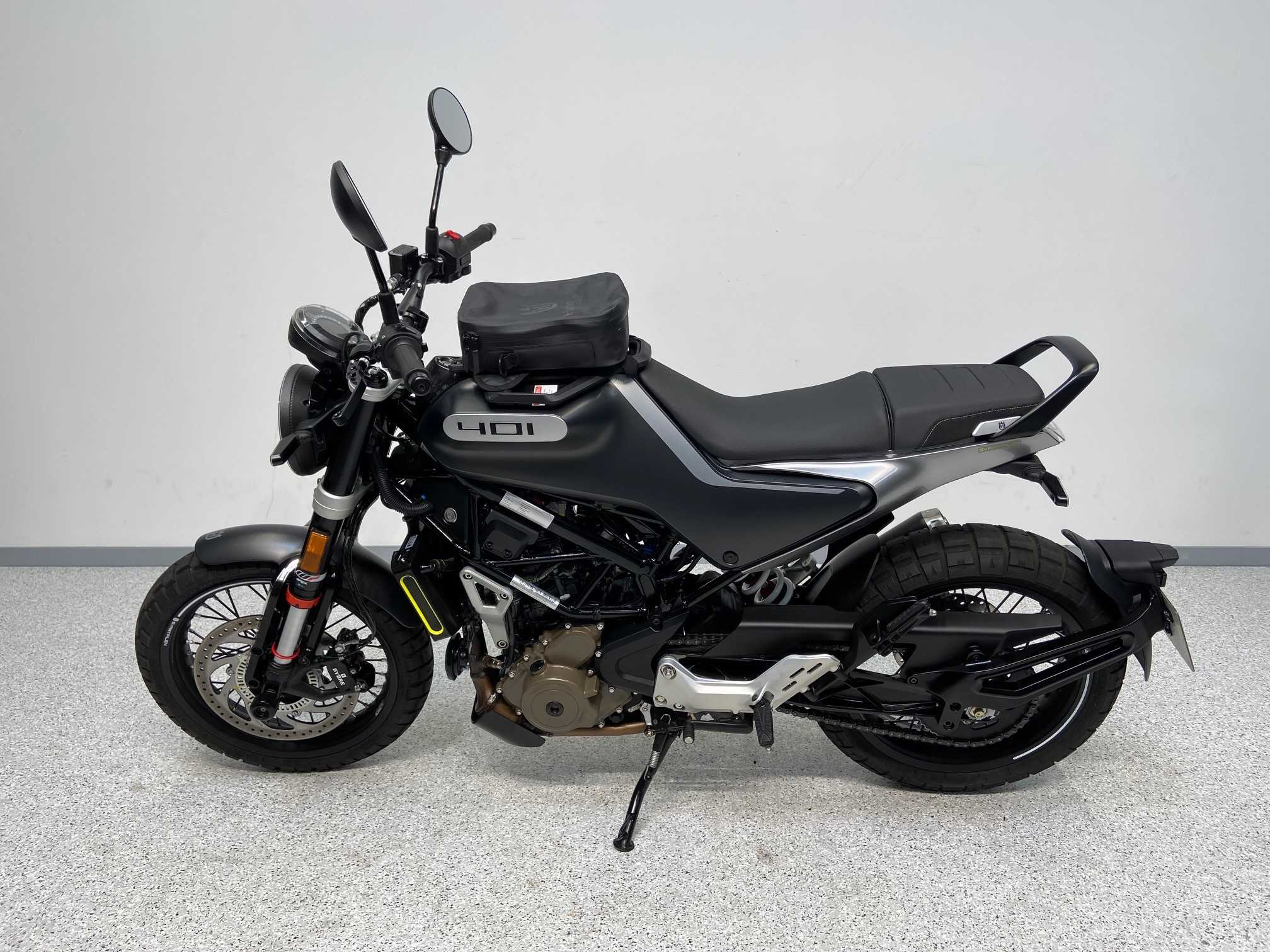 Husqvarna Svartpilen 401 2021 HD vue gauche