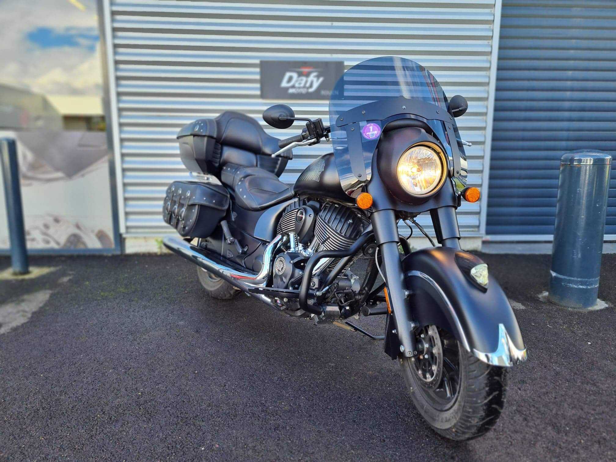 Indian 1811 CHIEF DARK HORSE DARK HORSE 2019 HD vue 3/4 droite