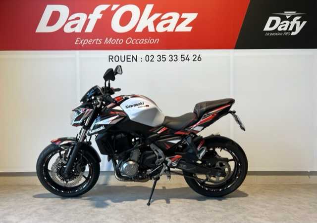 Kawasaki Z 650 2020 HD vue gauche