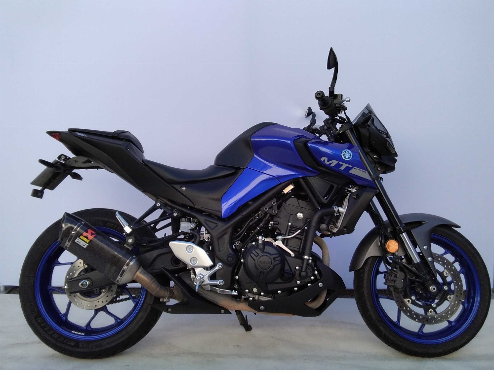 Yamaha MT-03 320 2020 vue 3/4 droite