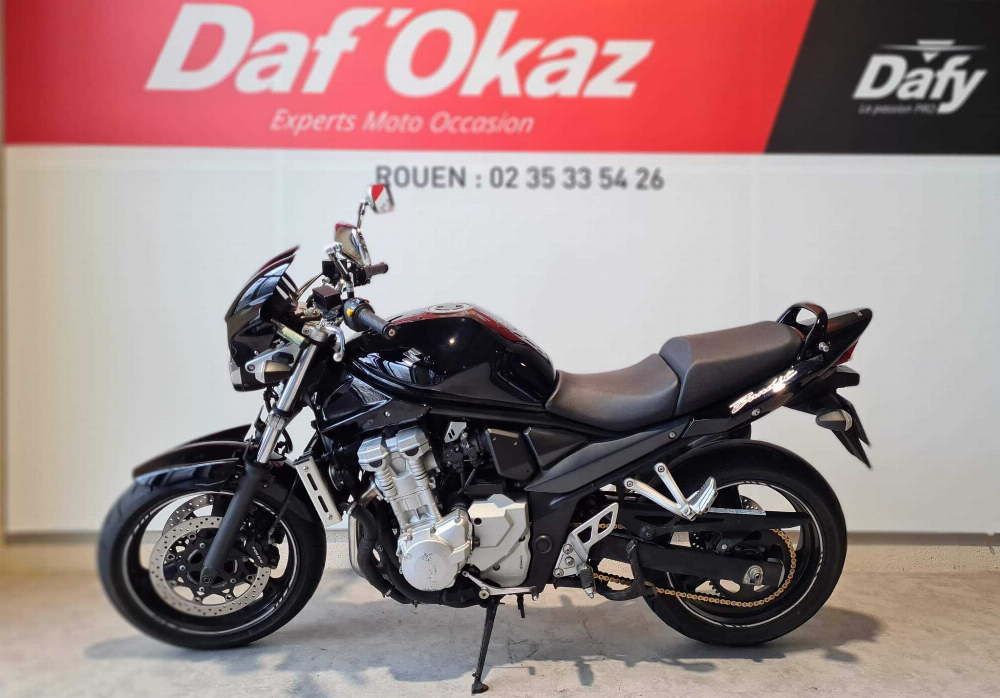 Suzuki GSF 650 N Bandit 2007 vue gauche