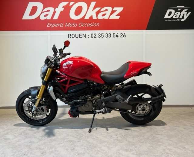 Ducati 1200 Monster S 2015 HD vue gauche